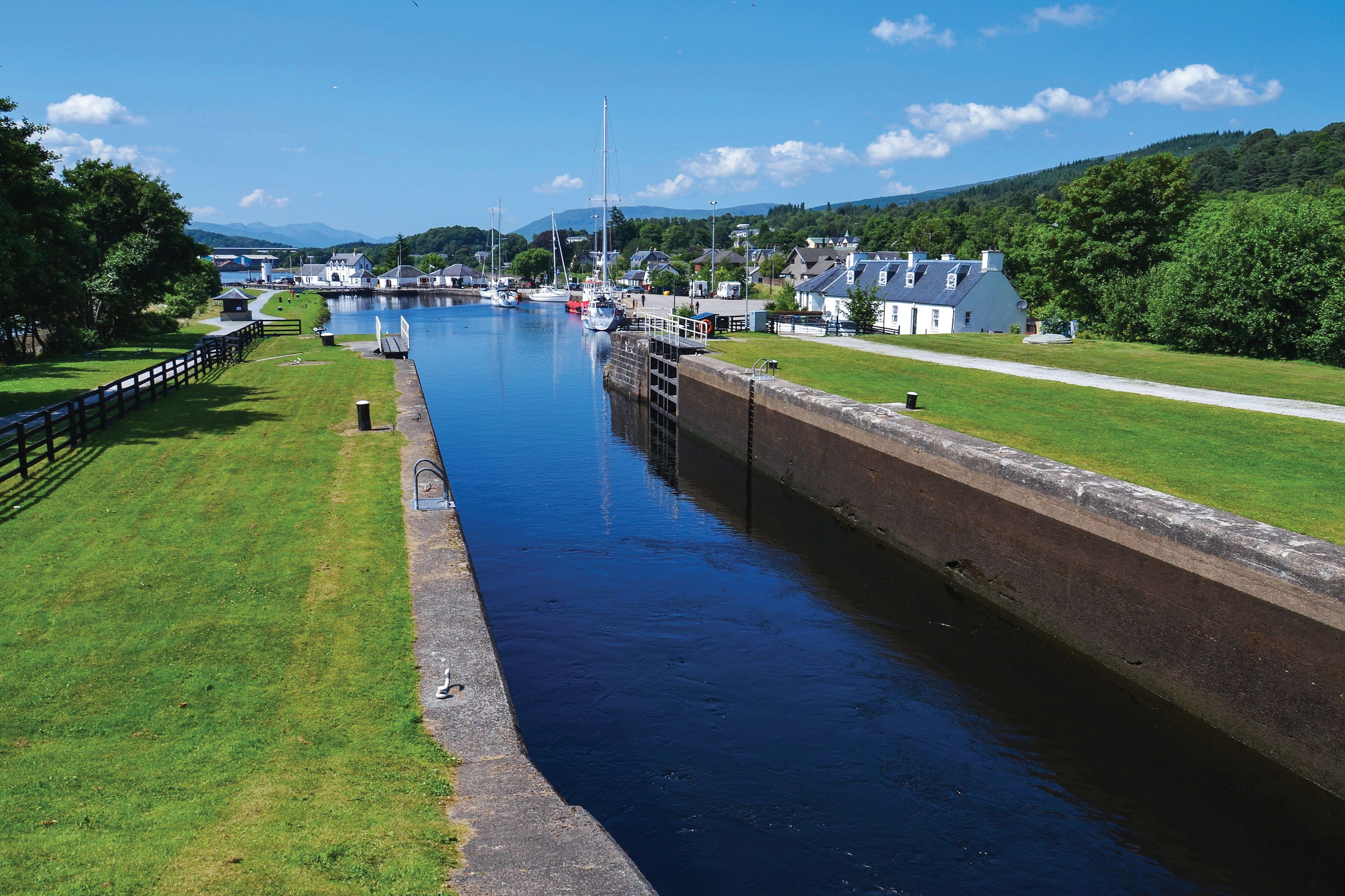 tourhub | Brightwater Holidays | Lord of the Glens – 7 day cruise (Voyage through the Heart of Scotland) 1223 